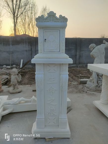 Tabernacle Pedestals · CS-089